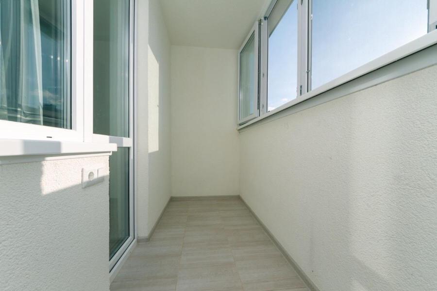 Драгоманова 38А 2Й Поверх Apartment Kyiv Exterior photo